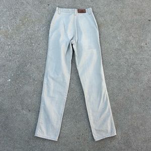 Sick bareback Rockie’s by Rocky Mountain